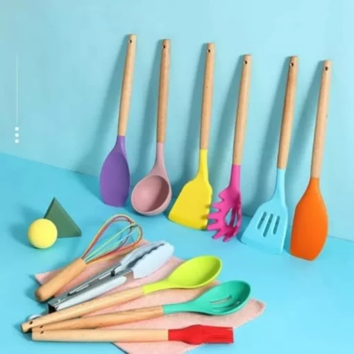 Silicone Kitchen Set with Wooden Handle and Storage Cup (12 Pcs) - Image 5