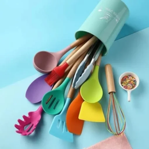 Silicone Kitchen Set with Wooden Handle and Storage Cup (12 Pcs) - Image 3