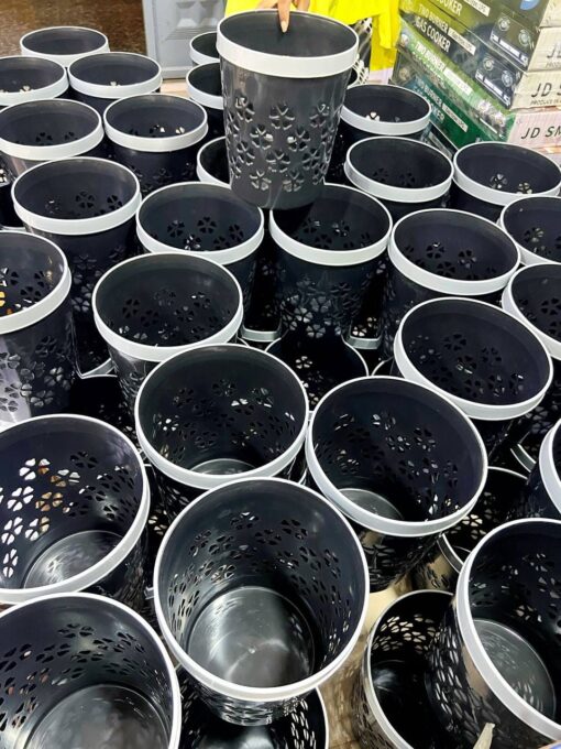 Fancy Plastic Dustbin - Image 3