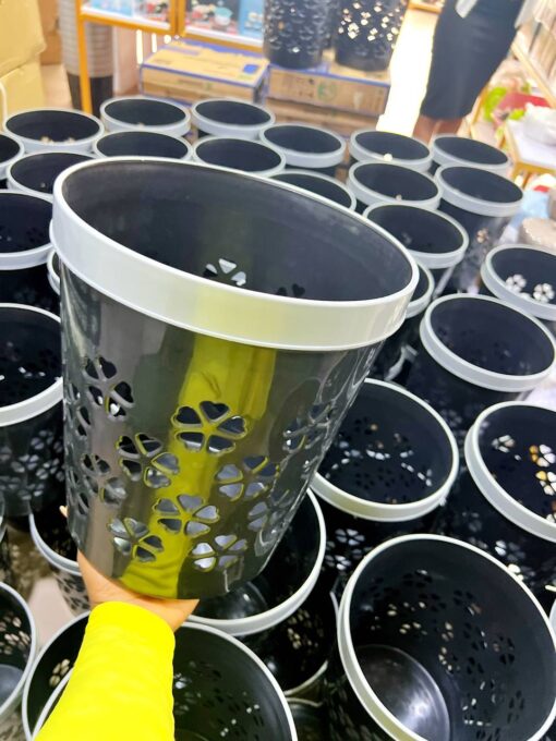 Fancy Plastic Dustbin
