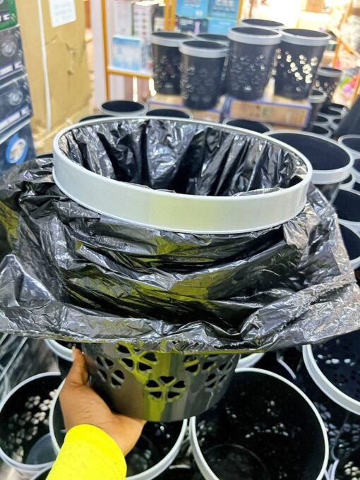 Fancy Plastic Dustbin - Image 2
