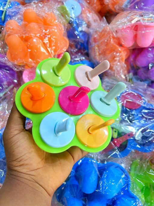 Multicolored Silicone Popsicle Maker - Image 4