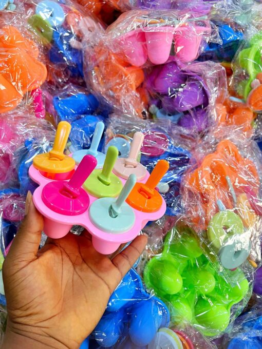 Multicolored Silicone Popsicle Maker - Image 8
