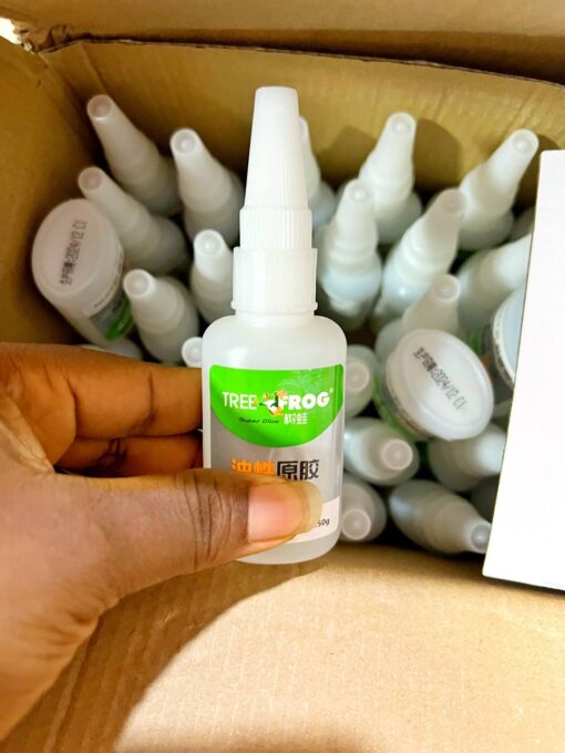 Oily Glue
