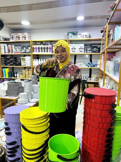 Woven Design Bucket with Cover - Image 3